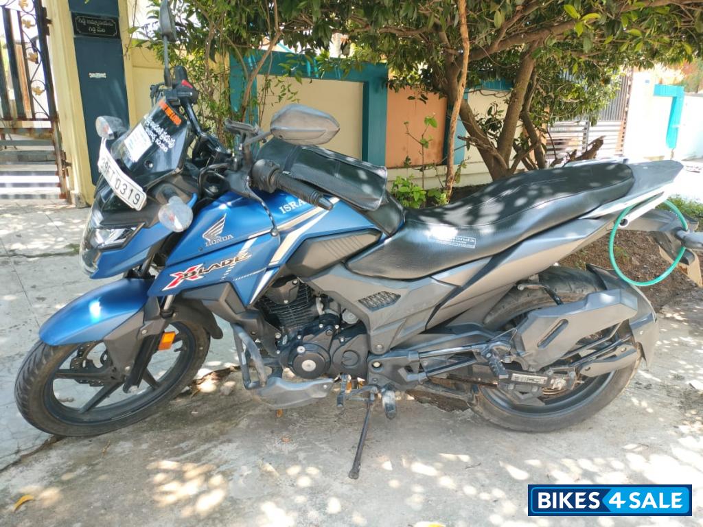 Marvel Blue Honda XBlade BS6