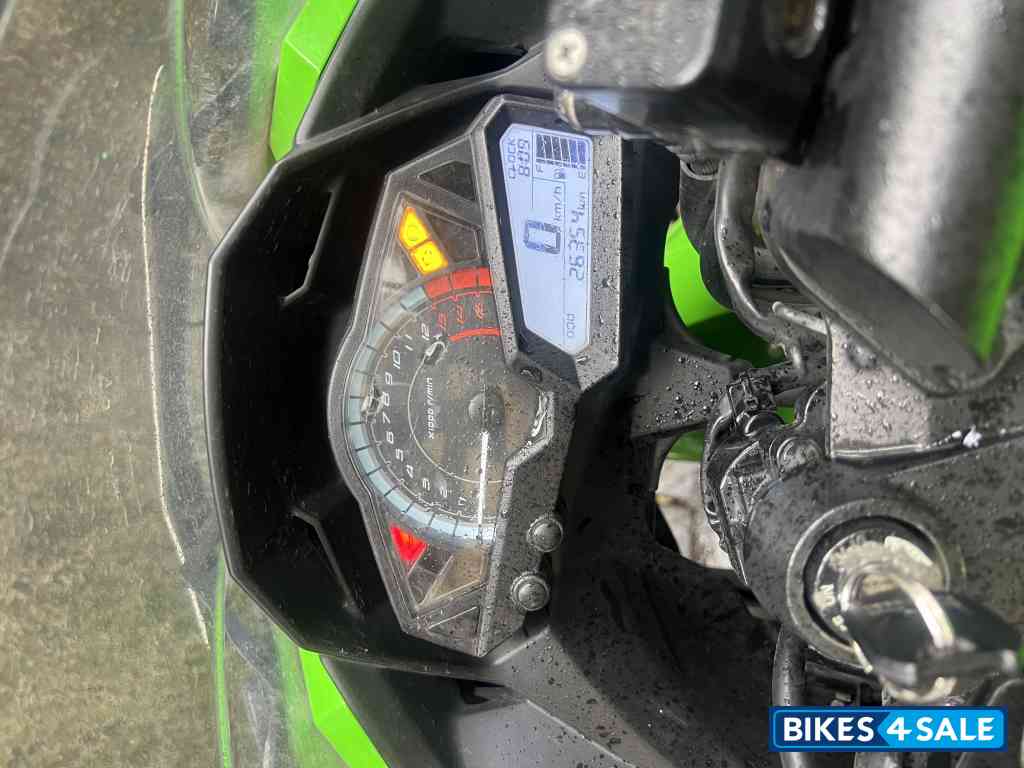 Kawasaki Ninja 300 BS6 2022