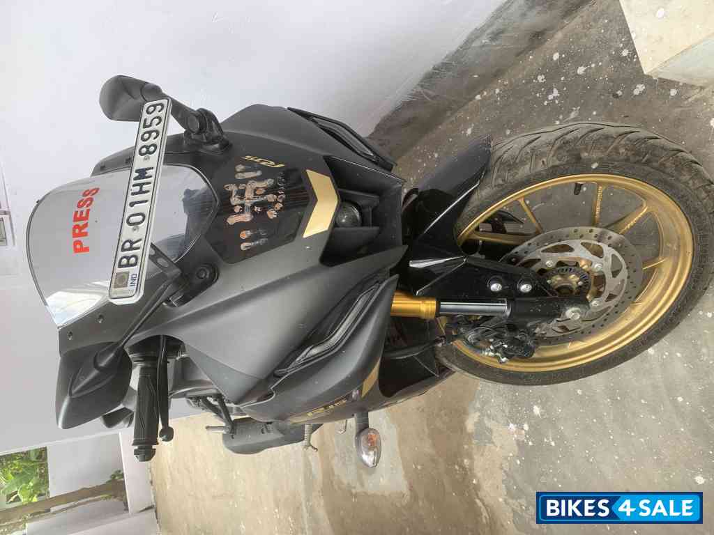 Mat Black Yamaha R15 V4