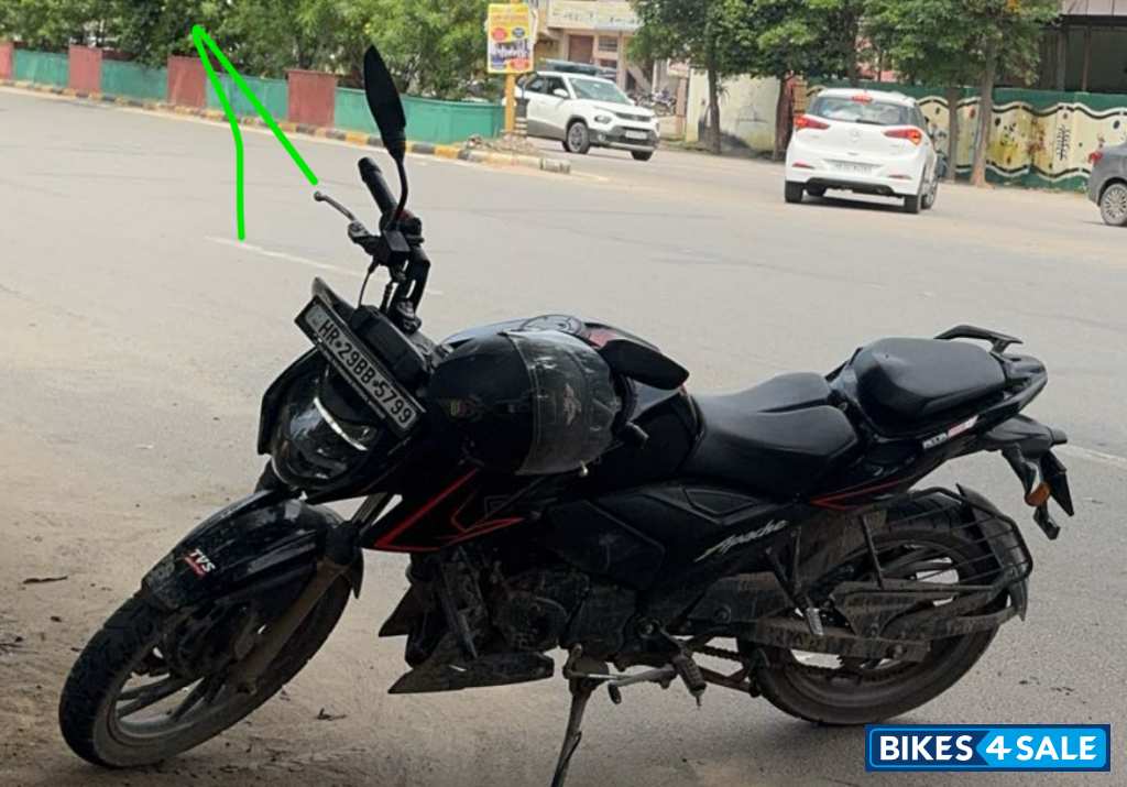 TVS Apache RTR 200 4V