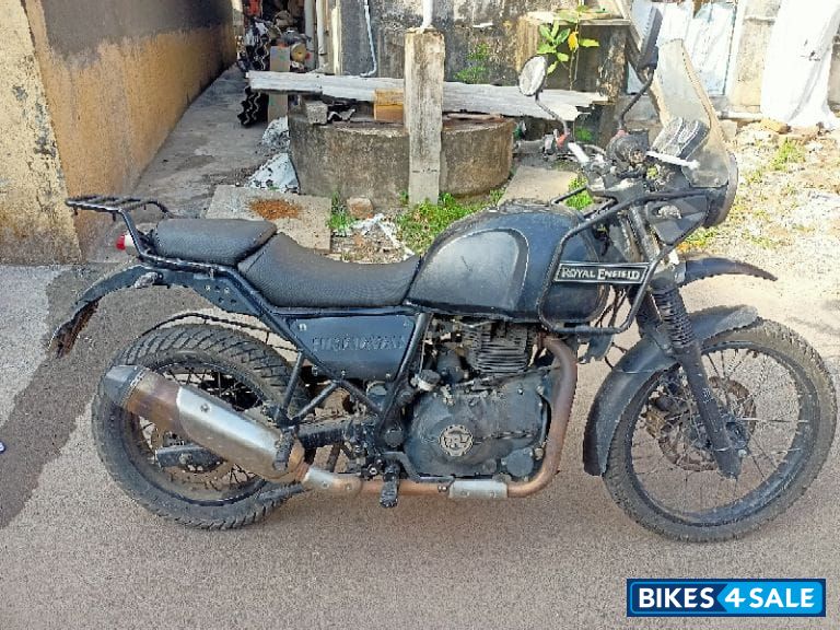 Black Royal Enfield Himalayan