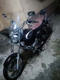 Bajaj Avenger Cruise 220 BS6