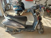 Grey Honda Activa 3G