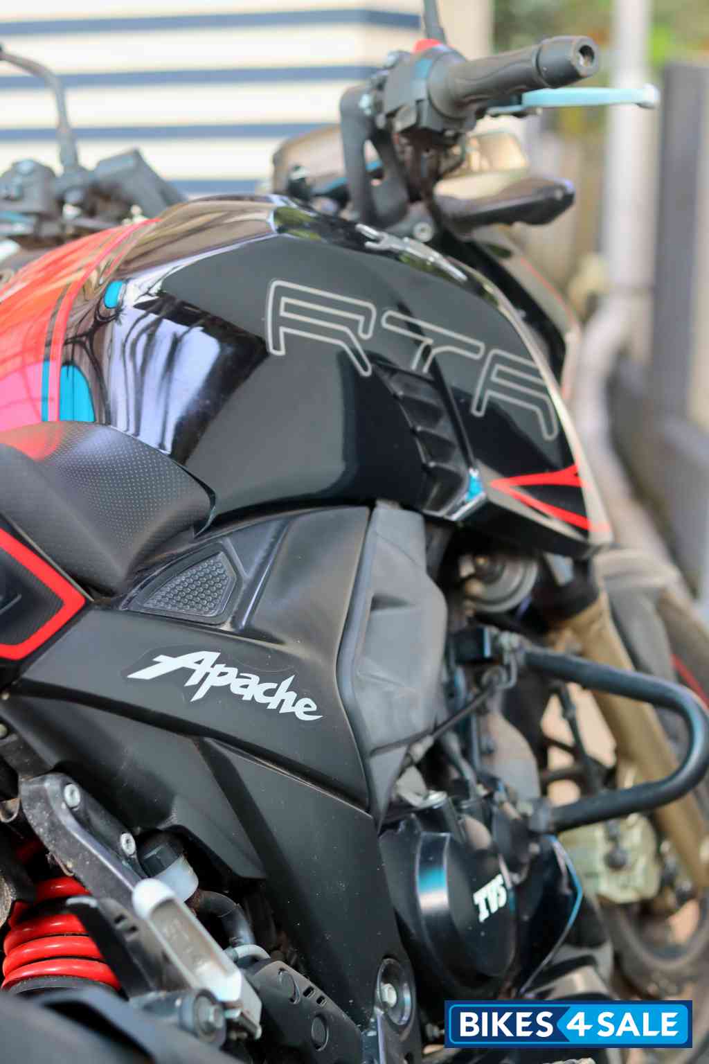 TVS Apache RTR 200 Fi 4V