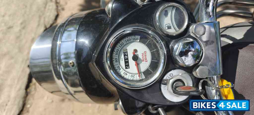 Gun Metal Grey Royal Enfield Classic Gunmetal Grey