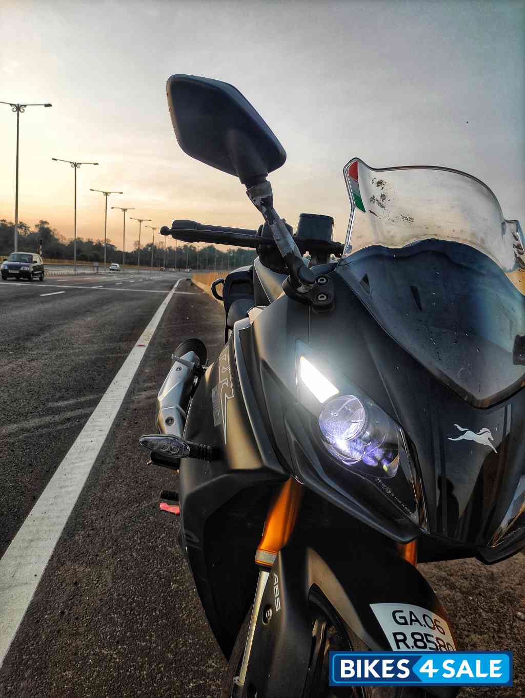 TVS Apache RR 310 TVS Apache RR 310