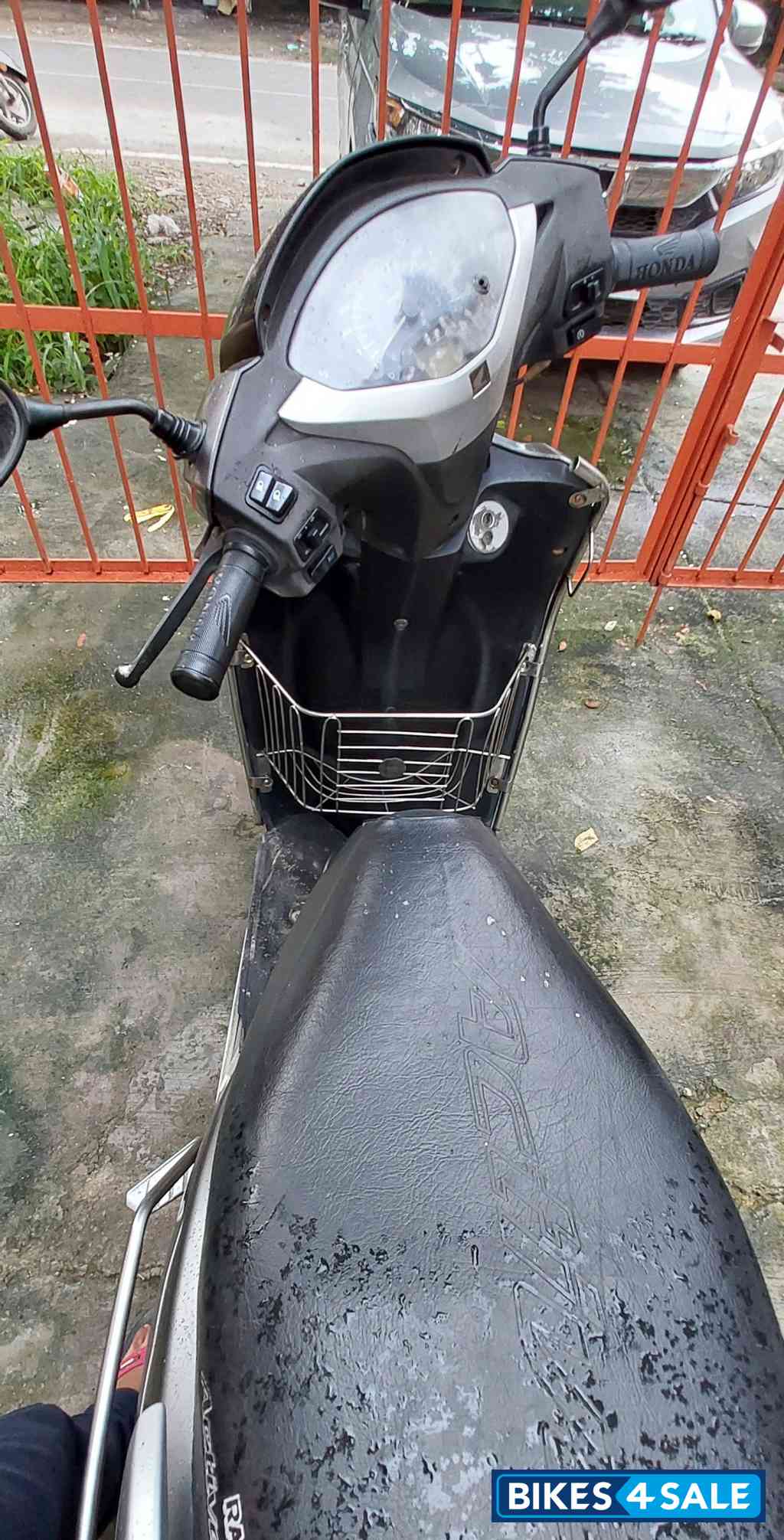 Silver Metallic Honda Activa 125