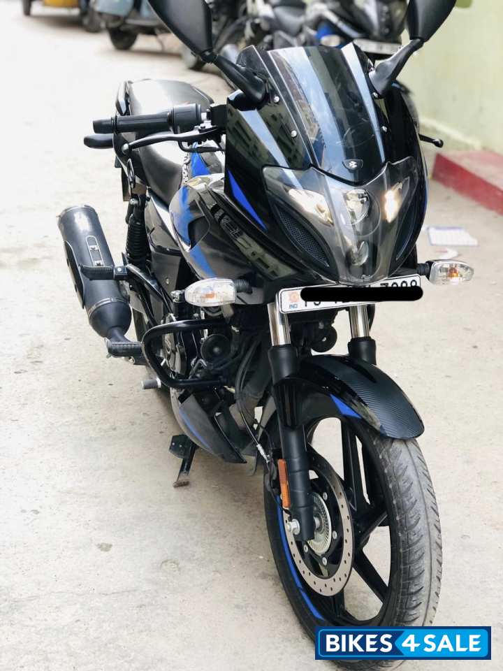 Blue Black Bajaj Pulsar 220F BS6