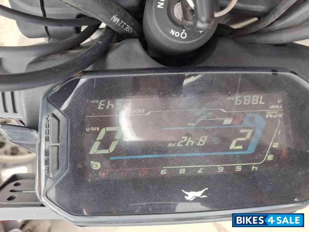 TVS Raider Split Seat