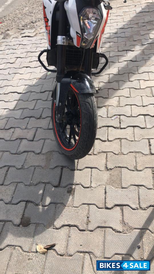 KTM Duke 200