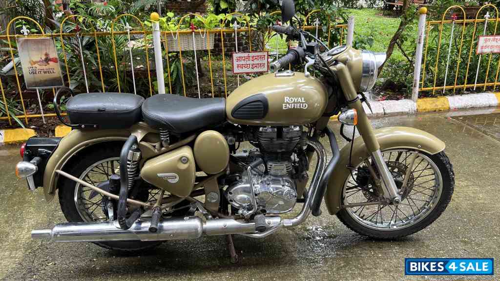 Royal Enfield Classic Desert Storm