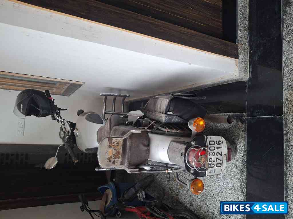 Royal Enfield Classic 350