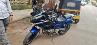 Bajaj Pulsar 220F