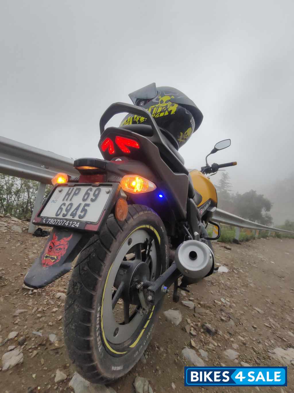 Fairy Yellow TVS Raider Split Seat