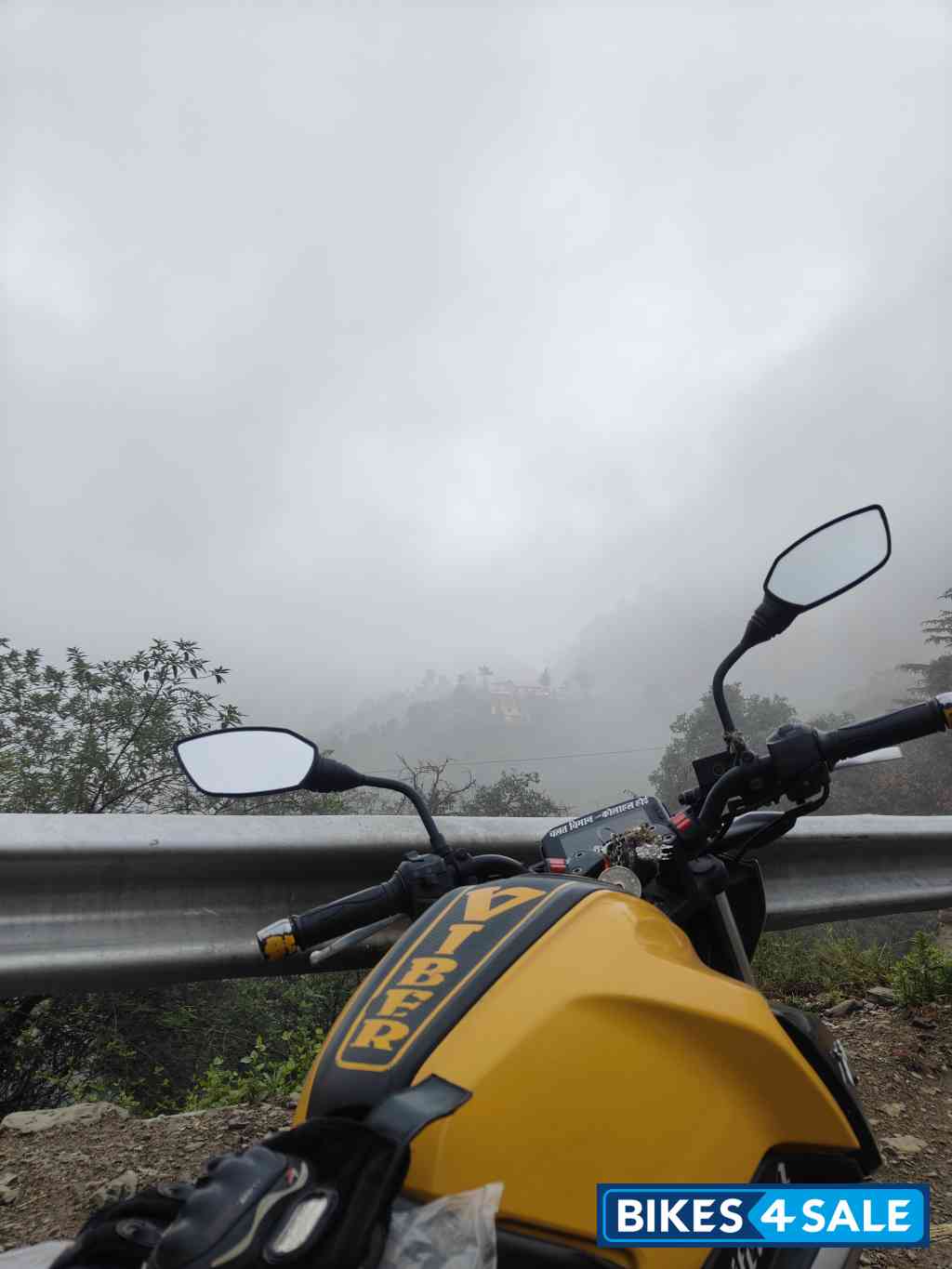 Fairy Yellow TVS Raider Split Seat