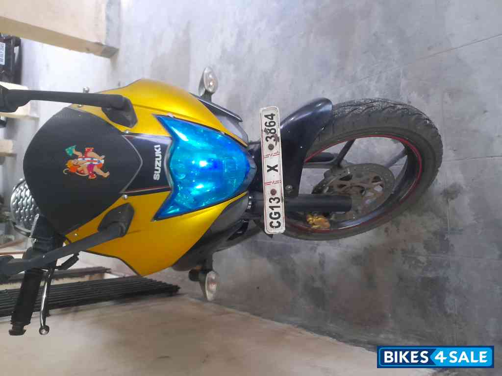 Suzuki Gixxer SF