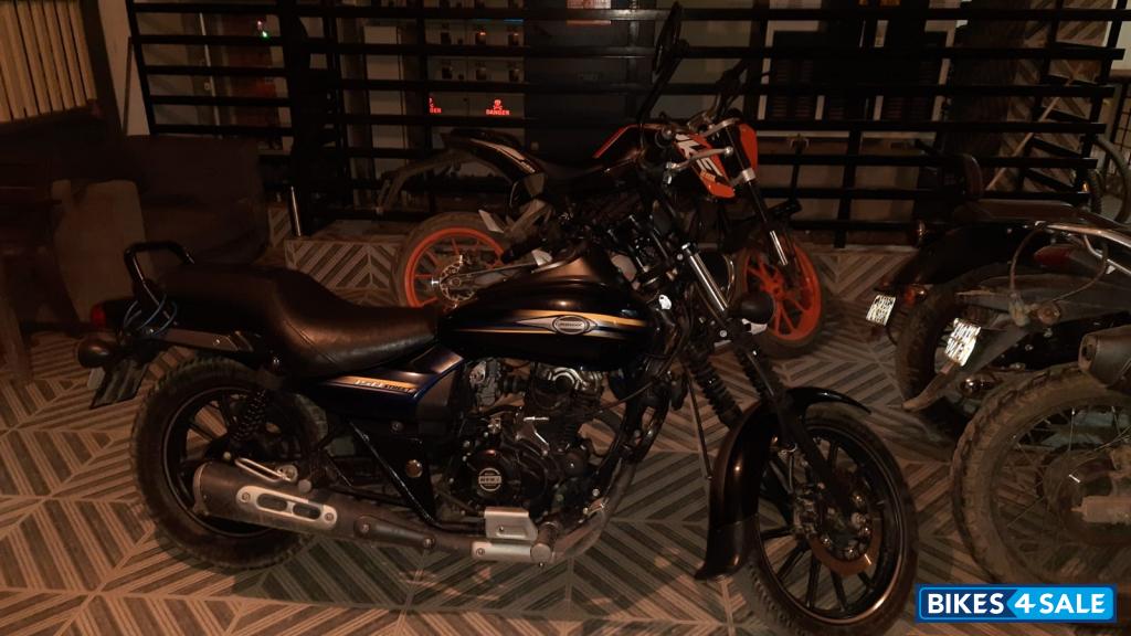 Bajaj Avenger Street 150