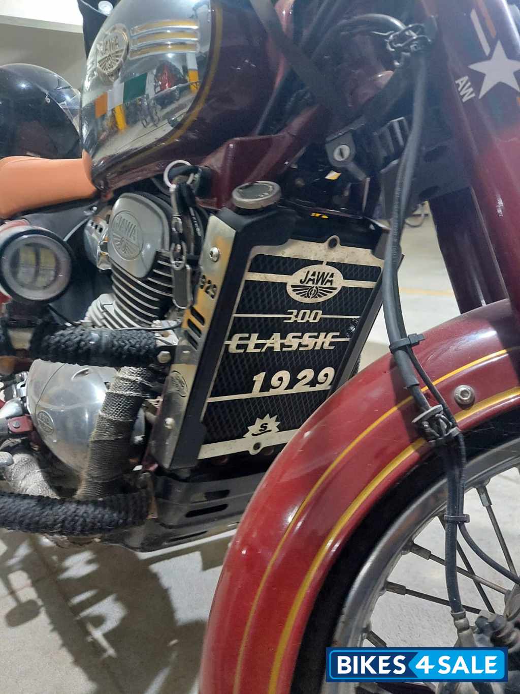 Maroon Jawa Jawa