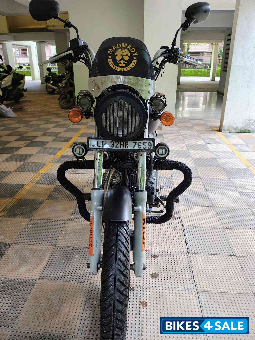 Royal Enfield Thunderbird 350