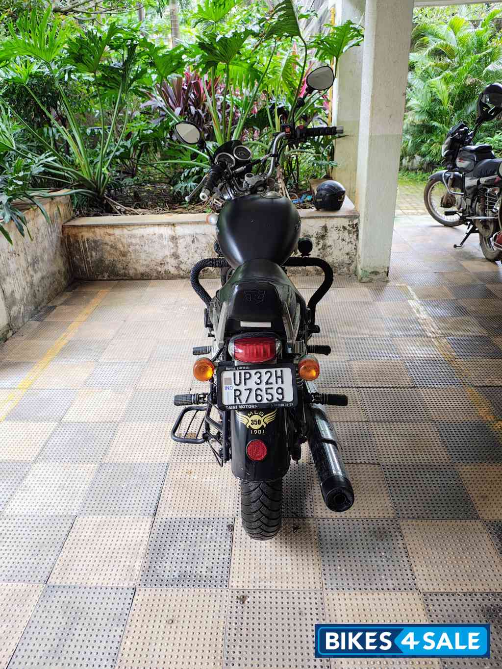 Royal Enfield Thunderbird 350 Royal Enfield Thunderbird 350