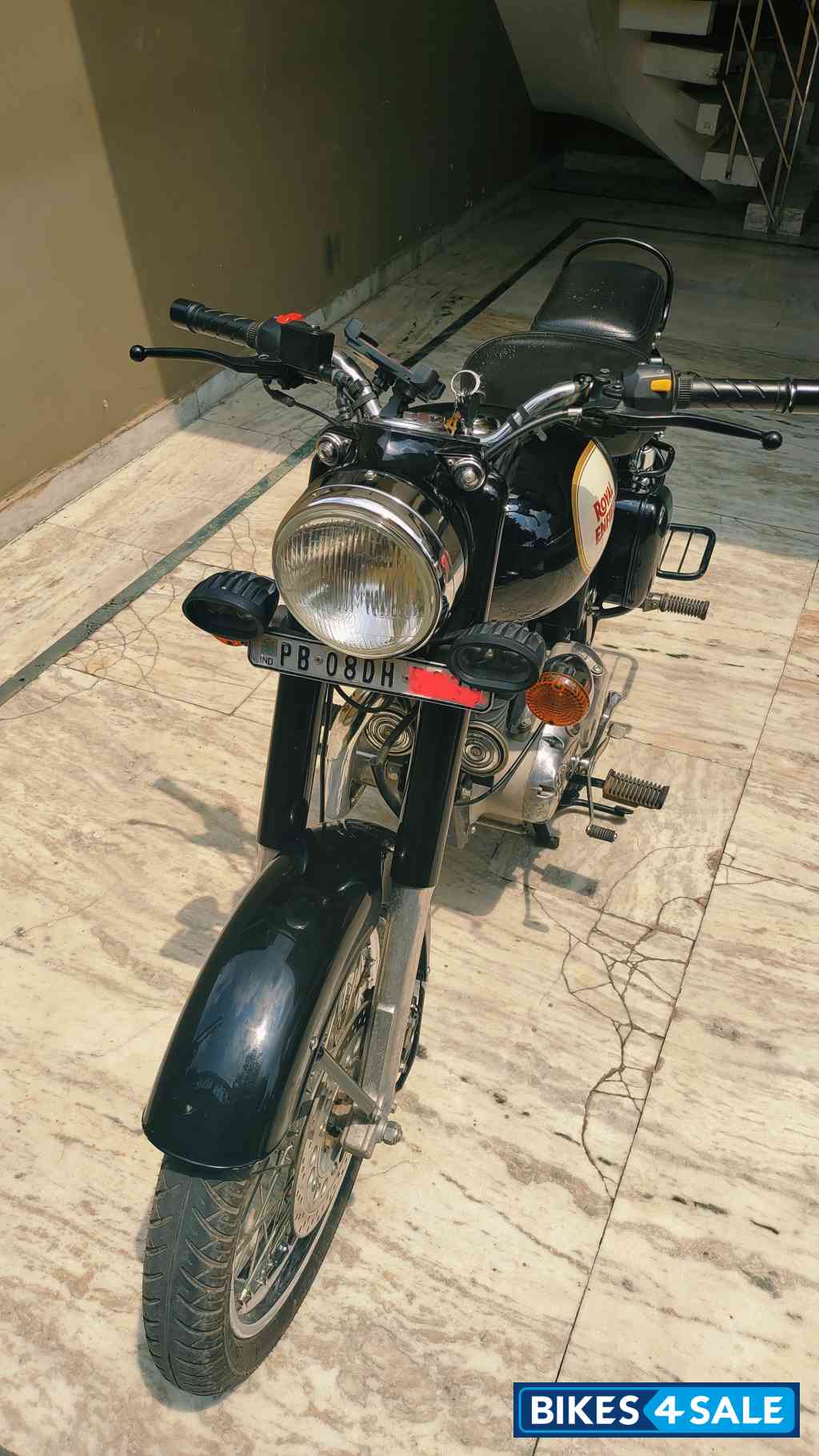 Black Royal Enfield Classic 350