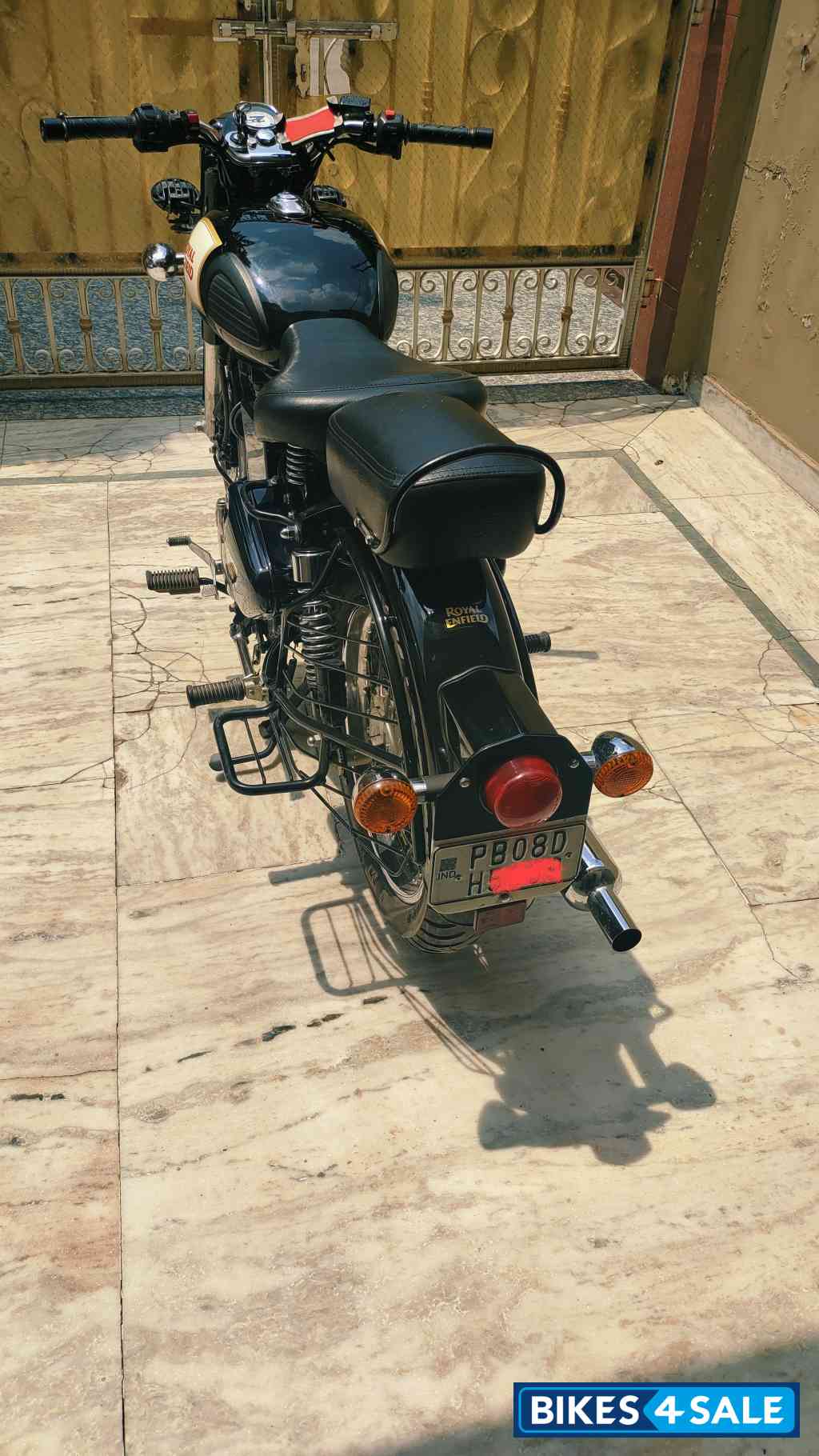 Black Royal Enfield Classic 350