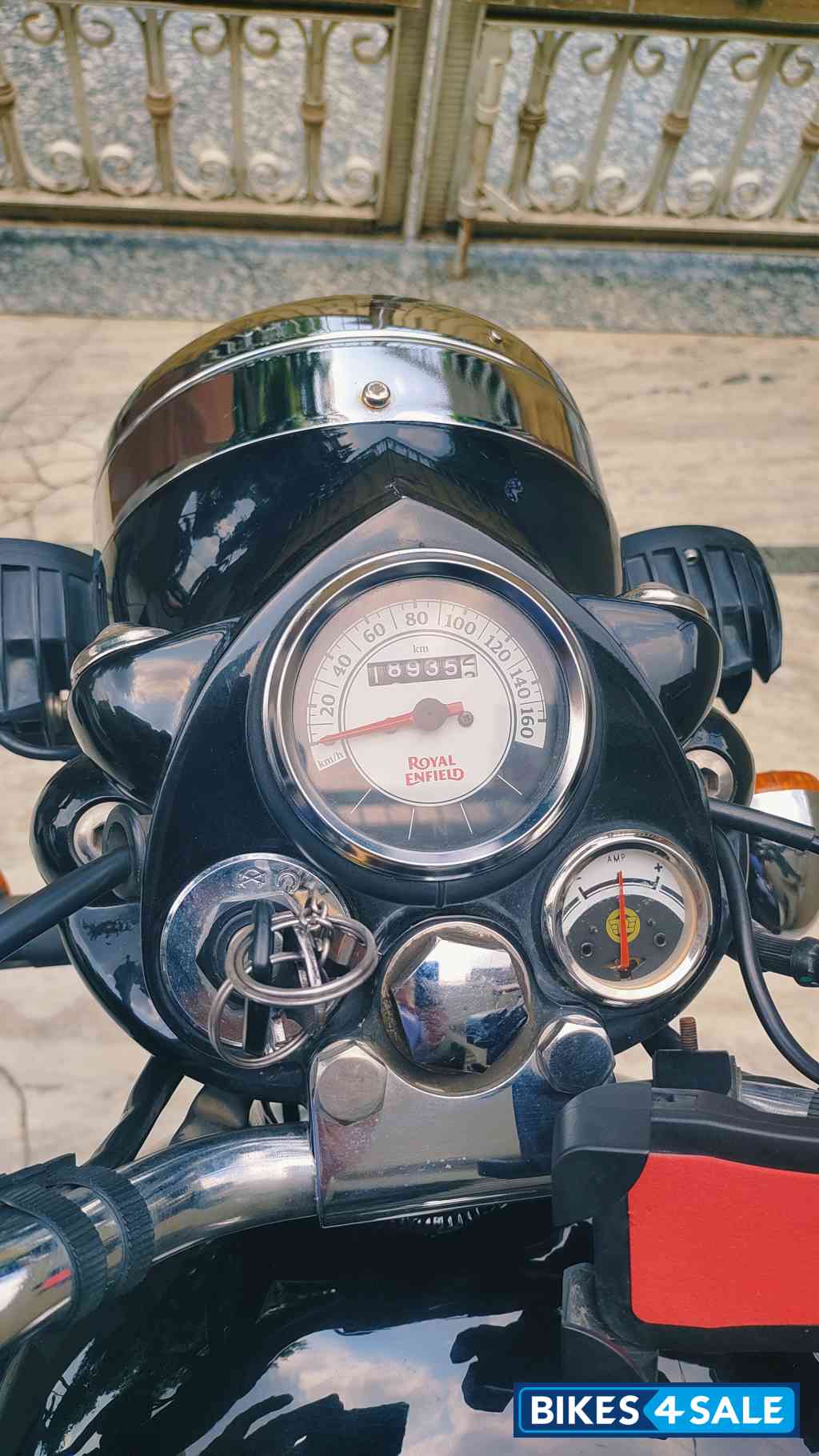 Black Royal Enfield Classic 350