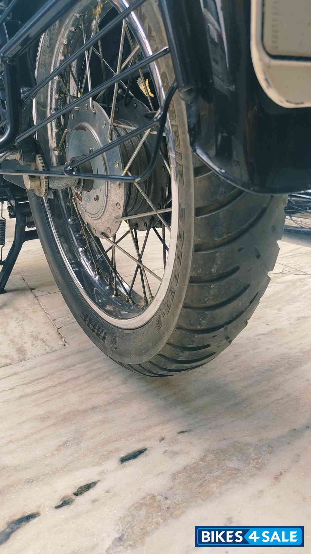 Black Royal Enfield Classic 350