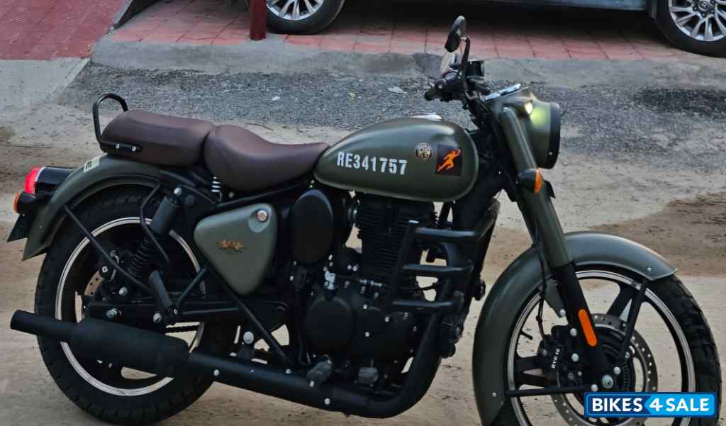 Green Royal Enfield Classic 350 BS VI
