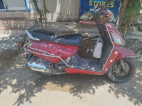 Mahindra Gusto 125