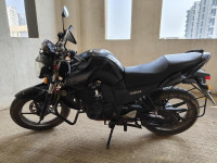 Black Yamaha FZ16