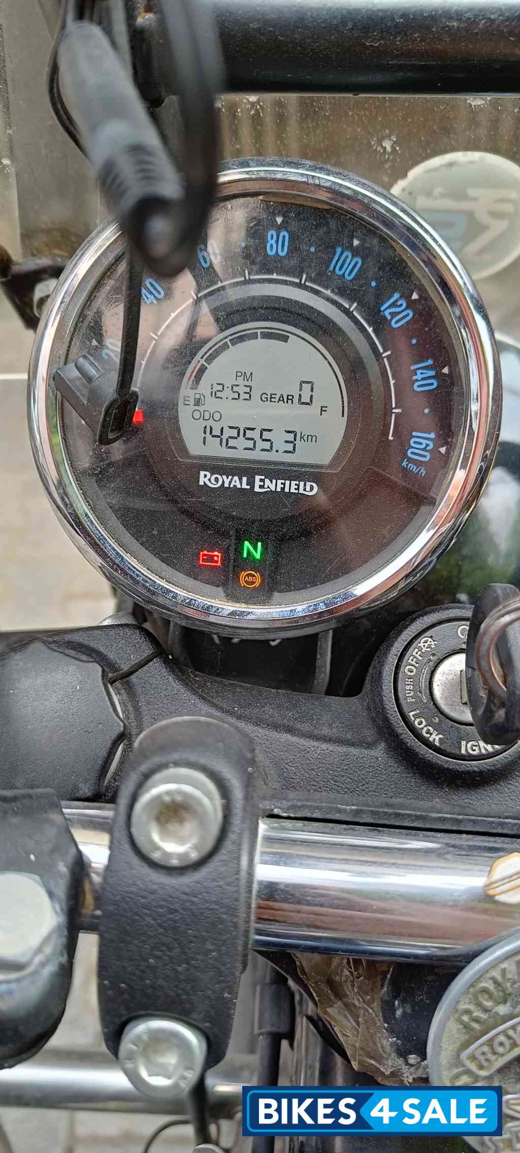 Royal Enfield Meteor 350 Stellar