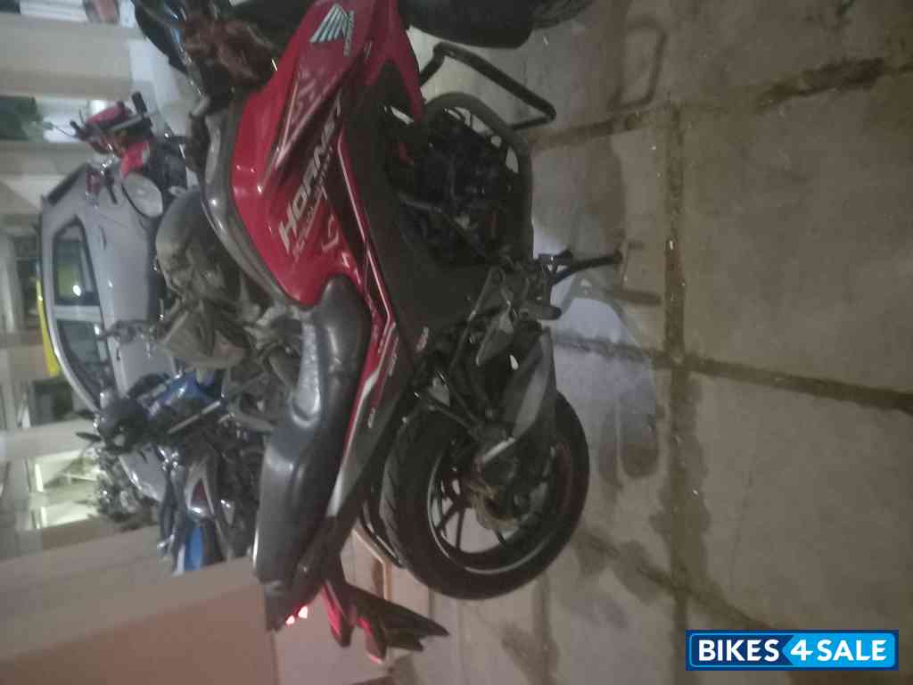 Honda CB Hornet 160R