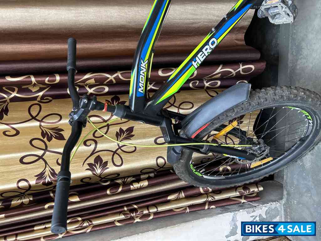 Black And Green Hero Cycles monk 2023 Black And Green Hero Cycles monk 2023
