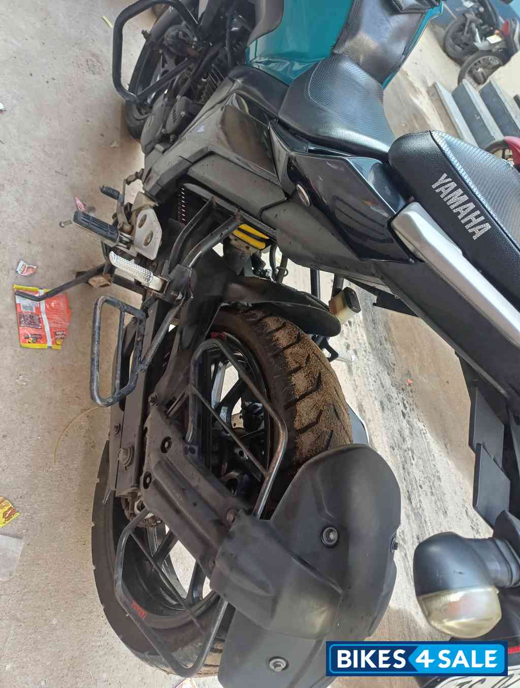 Yamaha FZ25