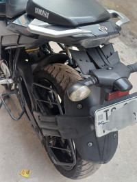 Yamaha FZ25