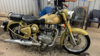 Royal Enfield Classic 500