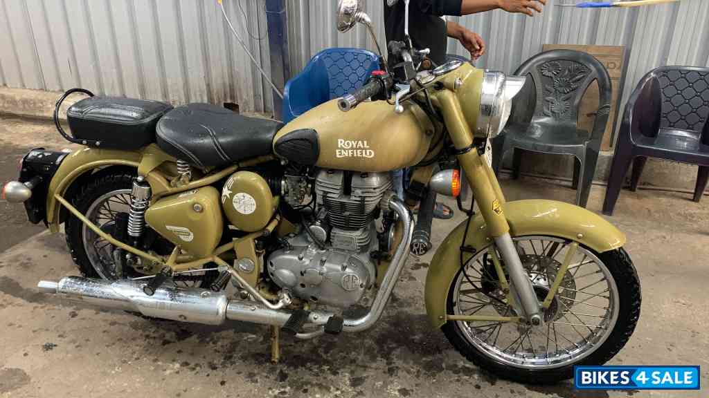 Royal Enfield Classic 500