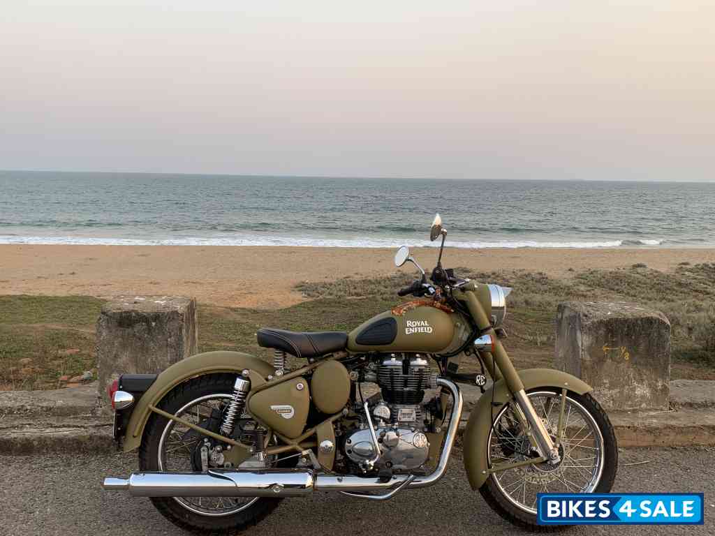 Royal Enfield Classic 500