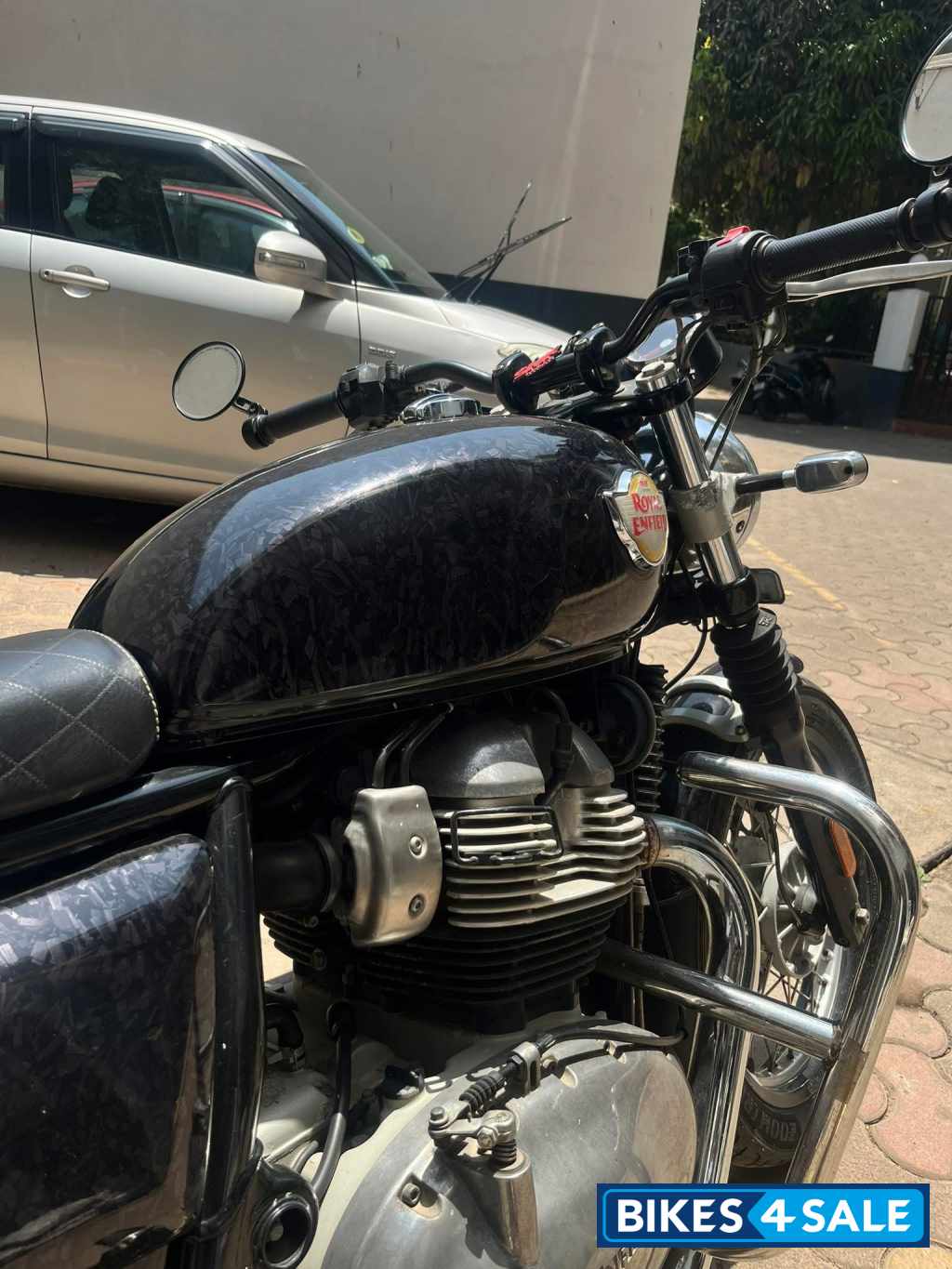 Black Royal Enfield Interceptor 650 Twin