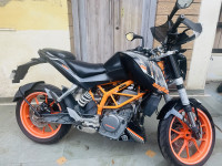 KTM Duke 390