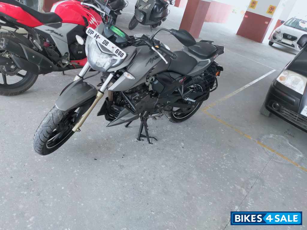 Gray TVS Apache RTR 200 4V