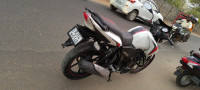 White TVS Apache RTR 160