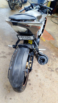 Red Grey Yamaha YZF R15 V2