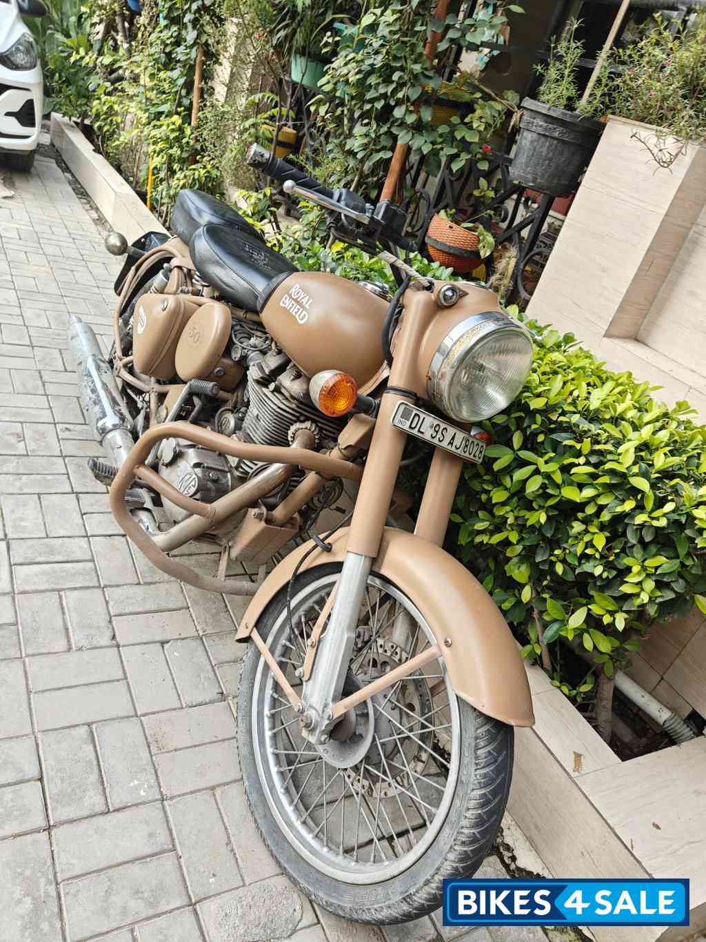 Desert Storm Royal Enfield Classic 500 Desert Storm Royal Enfield Classic 500