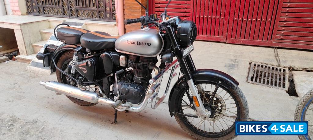 Royal Enfield Classic 350 BS VI