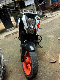 KTM Duke 200