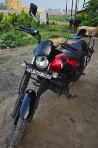 Wine Red Bajaj Avenger Street 160 BS6