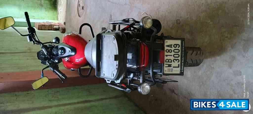 Wine Red Bajaj Avenger Street 160 BS6