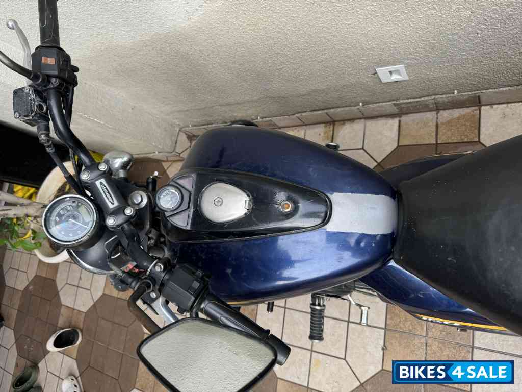 Bajaj Avenger Street 150